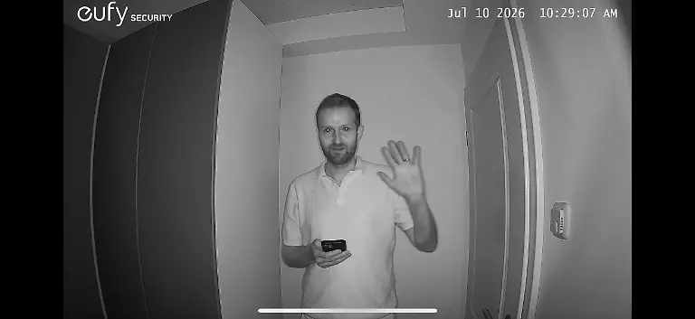 epi_1042335892_RTL_IN KOELN_FNG40280-27_Indoor Überwachungsk